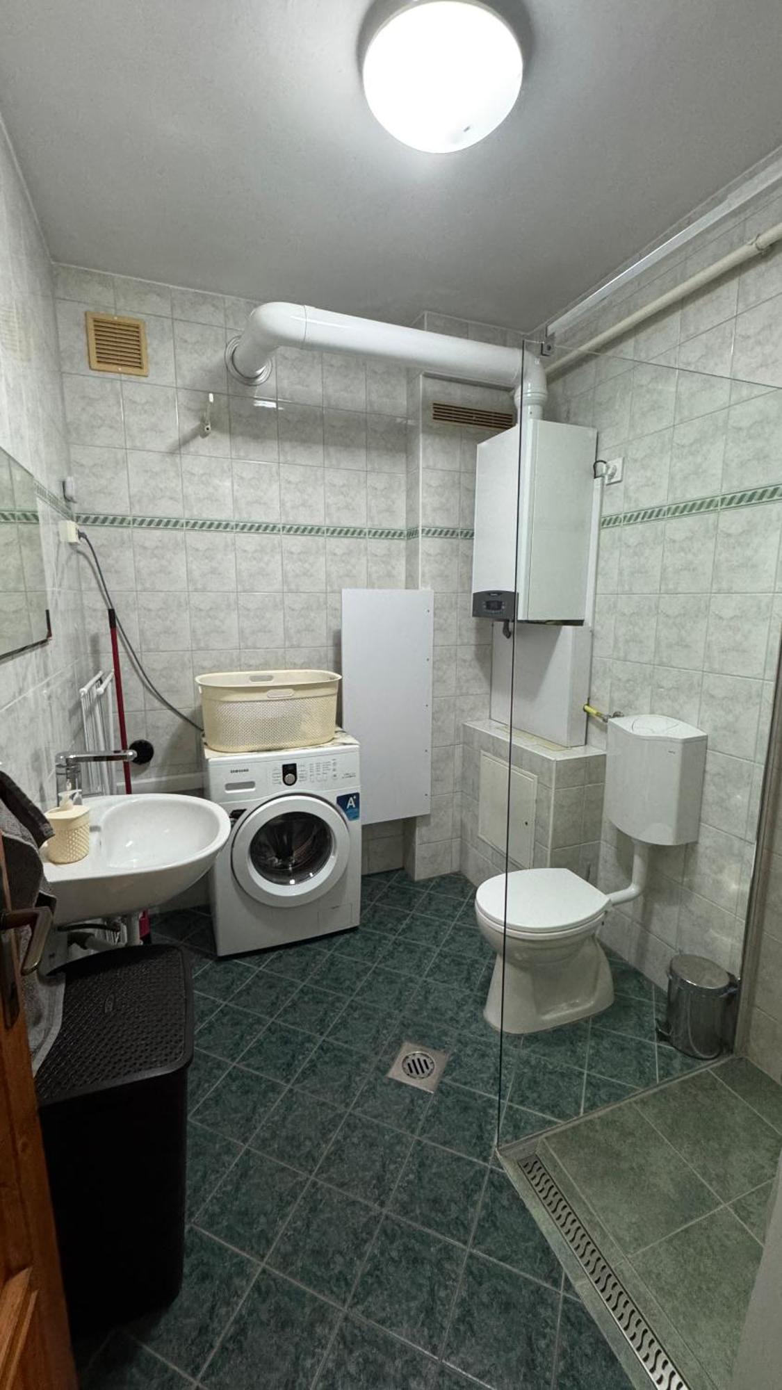 Veronika Lux Apartman Hajdúszoboszló Buitenkant foto